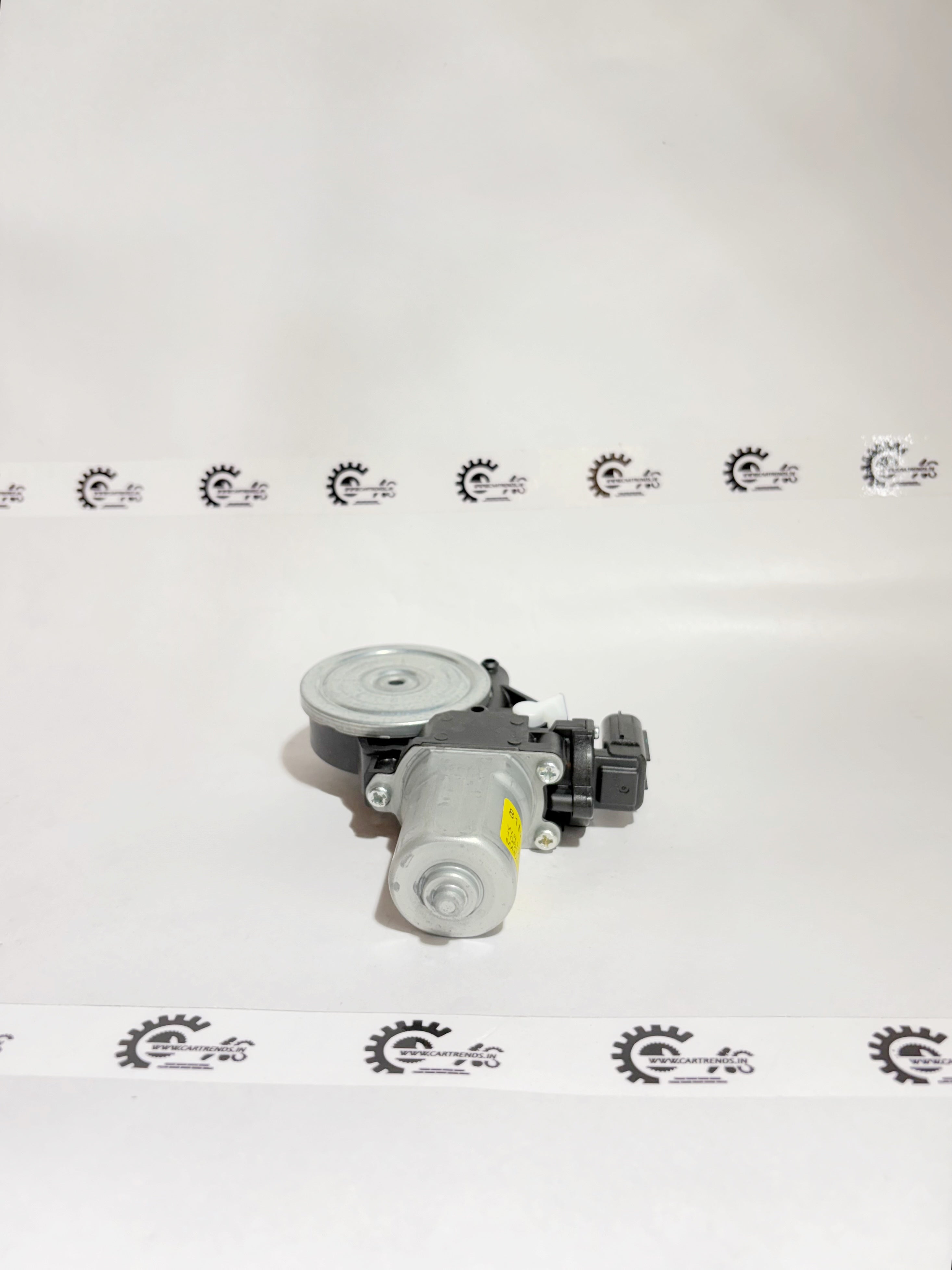 Honda front right window motor assembly model 72215TSVK01, showing the motor and mounting components.