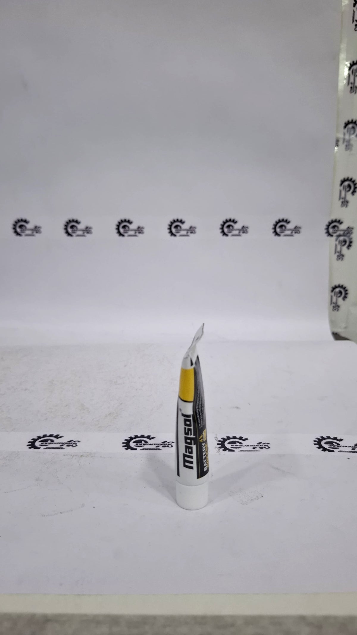 CarTrends Magsol Radiator Flush Magsol Radiator Flush - Left view