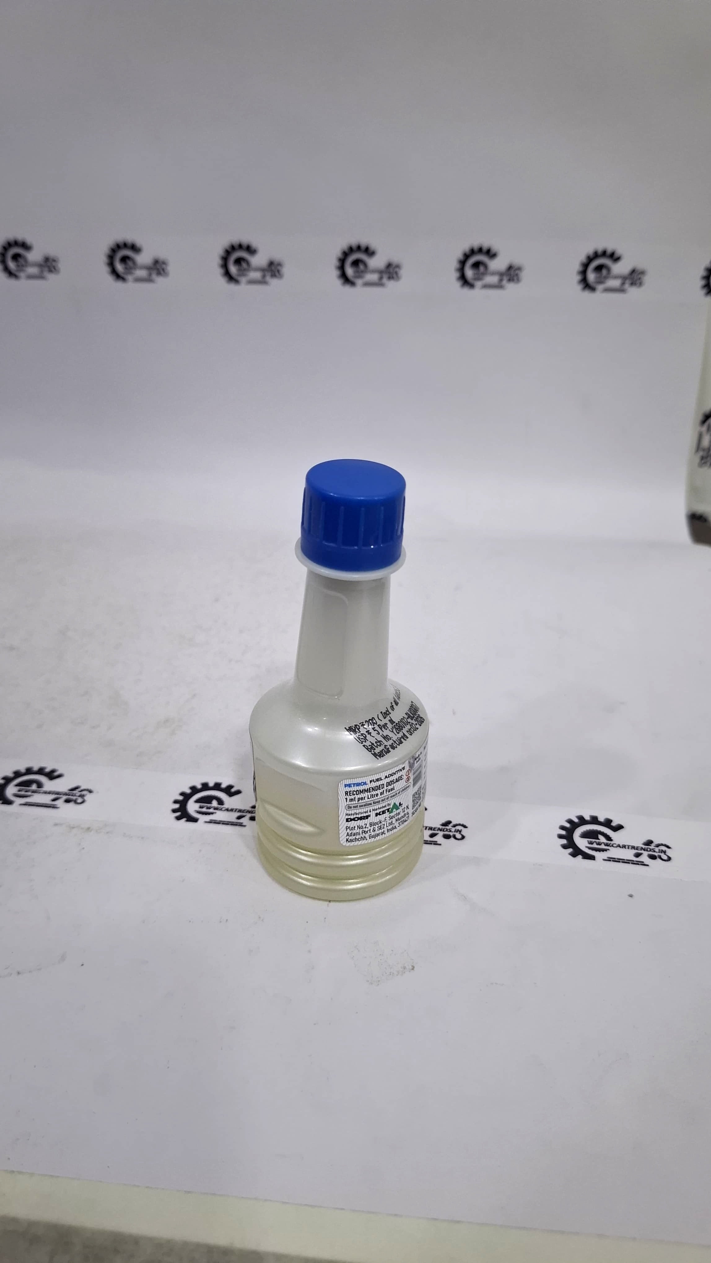 Milex Petrol Fuel Additive Milex Petrol Fuel Additive - Left view
