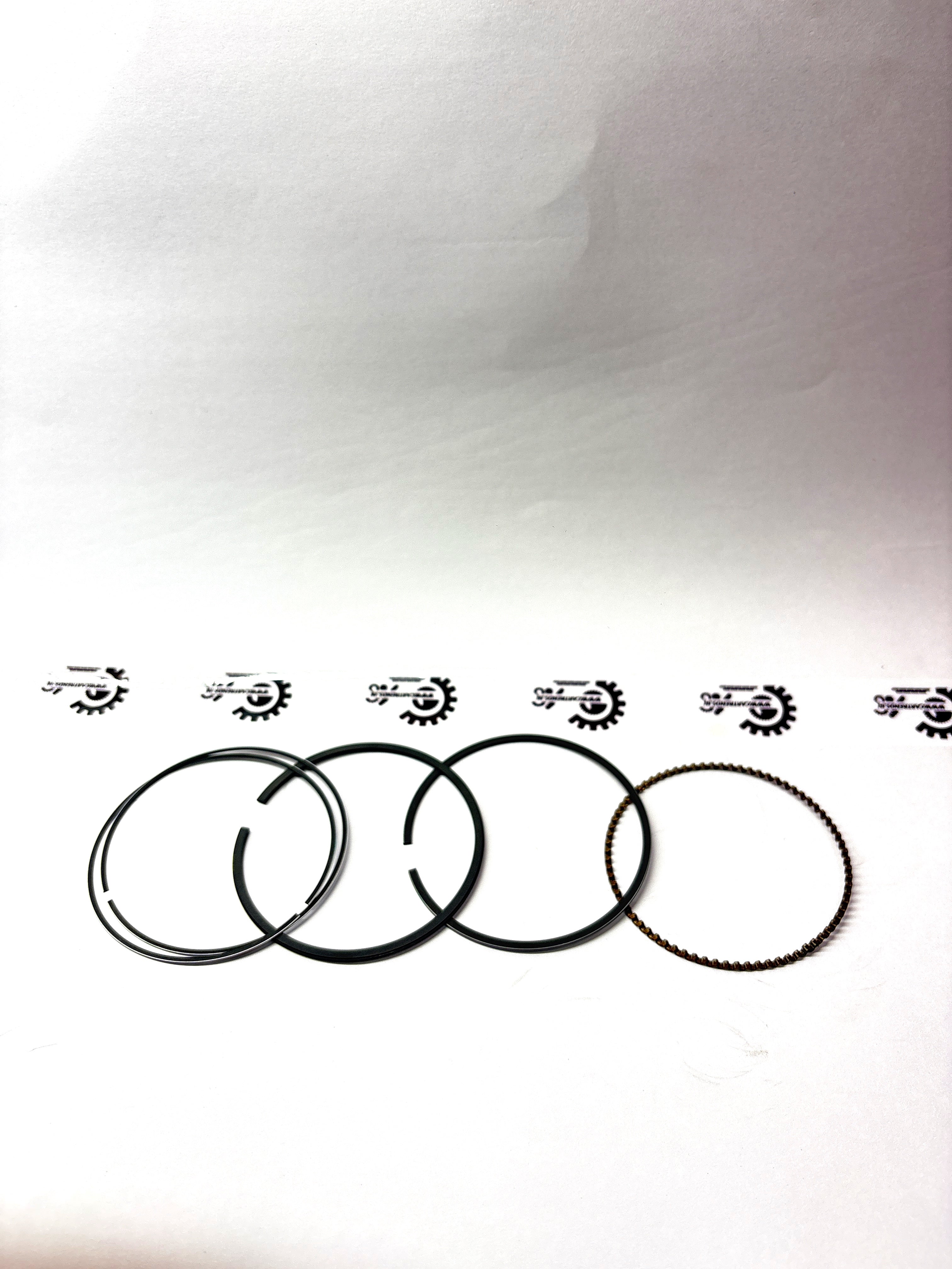 NISSAN Piston Ring Kwid  120335600R 120335600R - Front view