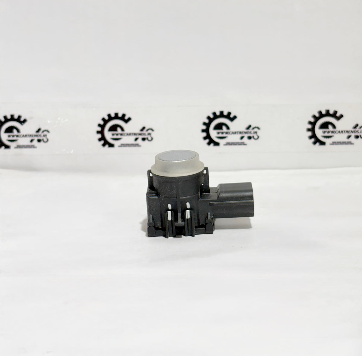 Honda parking sensor assembly with clip, shown on the left side, designed for precise parking assistance.