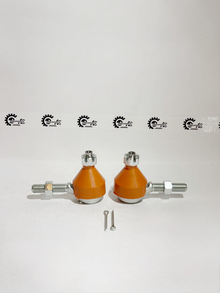 AUTOKOI tie rod end assembly set for Maruti vehicles, showing left-side universal tie rod end part.