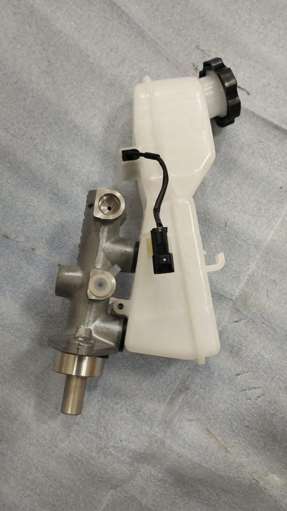 Hyundai i10 Break Master Cylinder 585100X900
