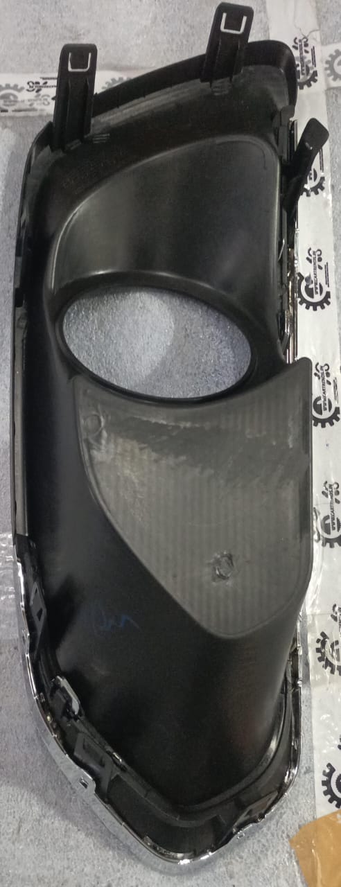 FOG LAMP COVER RH S CROSS DIESEL 71750M64M10C48