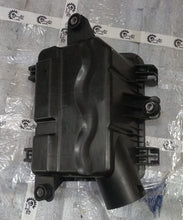 Load image into Gallery viewer, 281120X000   Hyundai i10 Era Lower Air Cleaner Body