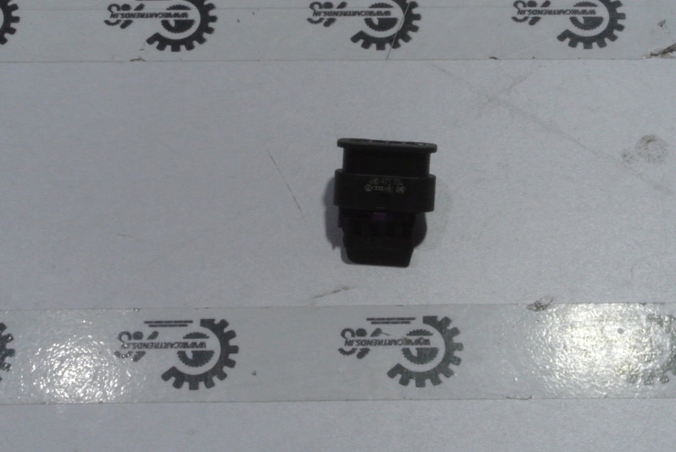FLAT CONTACT HOUSING  KODIAQ;OCTAVIA  4H0973704