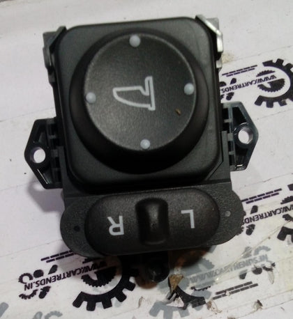 35190T5AE01 - MIRROR CONTROL SWITCH HONDA CITY TYPE 7