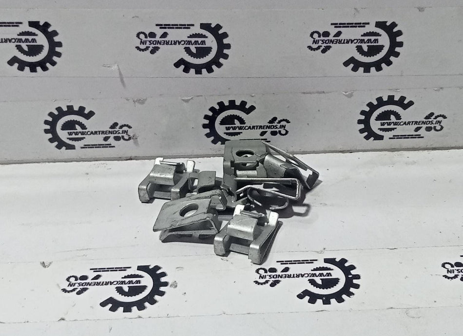 NUT SPARK  J94515265