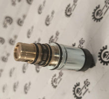 Load image into Gallery viewer, Ac Control Valve Hyundai  976742S000