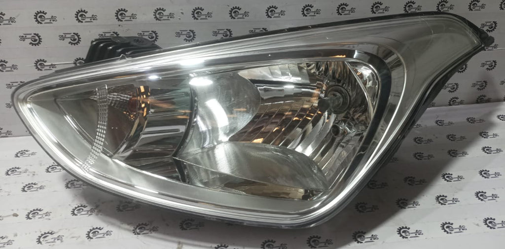 HEAD LAMP LH GRAND & XCENT 92101B4040