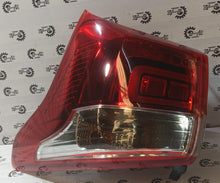Load image into Gallery viewer, Tail light Xcent New Model Right   92402B4700