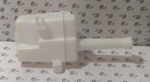 Load image into Gallery viewer, Hyundai Accent Water Bottle 9862025100