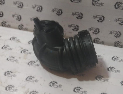 28140B4200 - AIR INTAKE HOSE I 10 GRAND