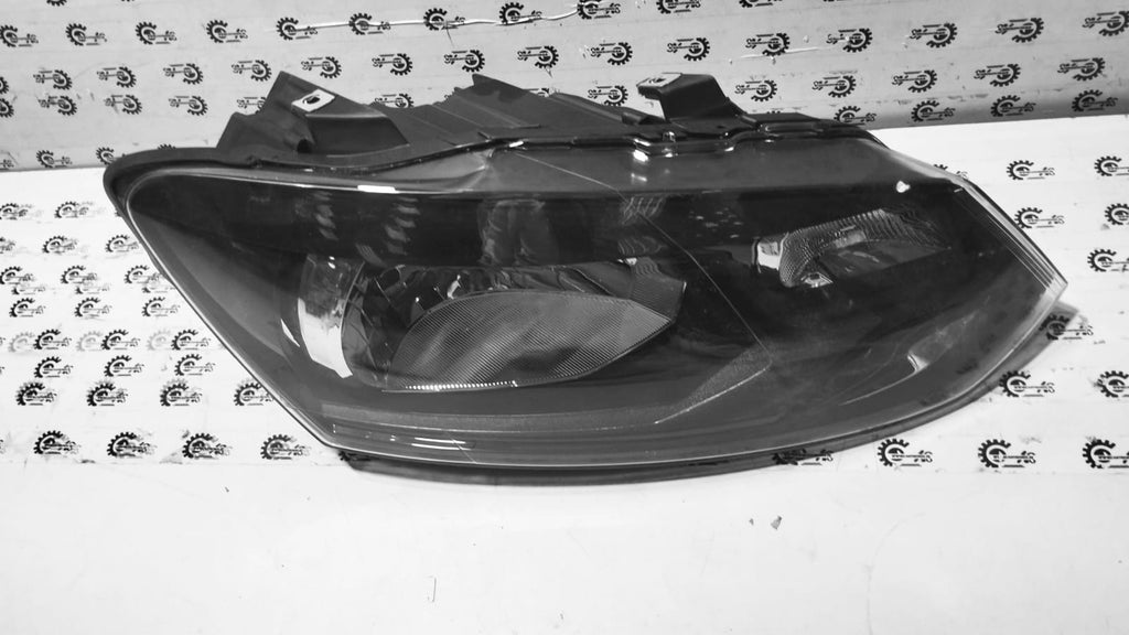 HEAD LAMP POLO AMEO RIGHT SIDE  6RG941018A