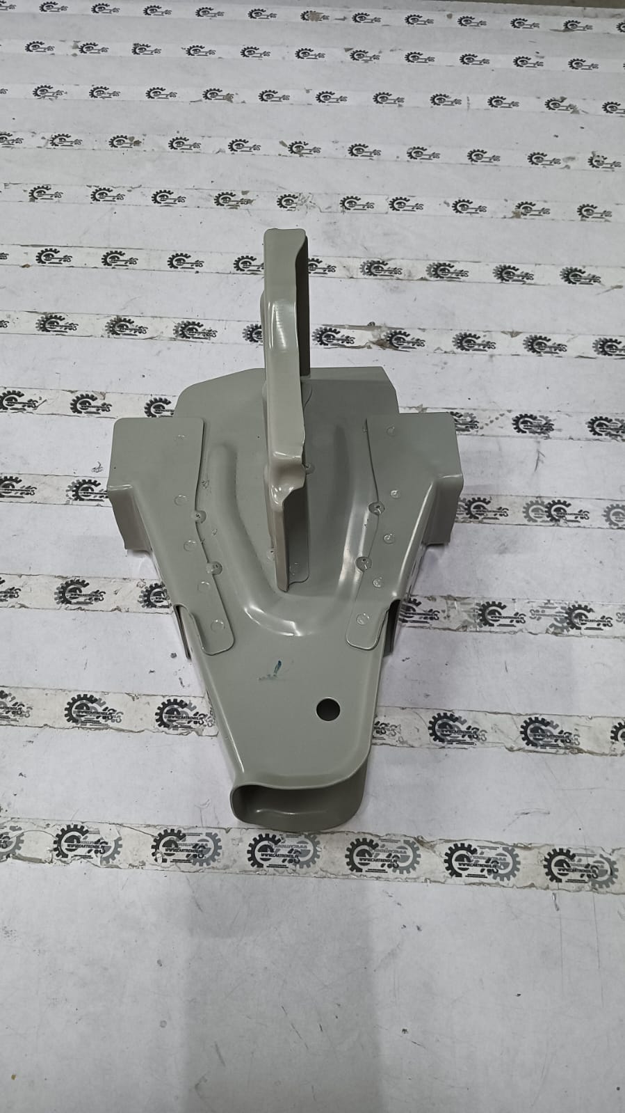 HANGER COMPTRAILING ARML EECO 59530M78T00