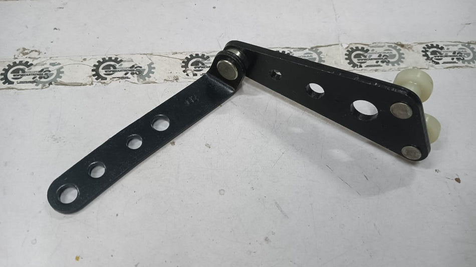 ARM COMPREAR DOOR UPPER EECO 84120M78L00