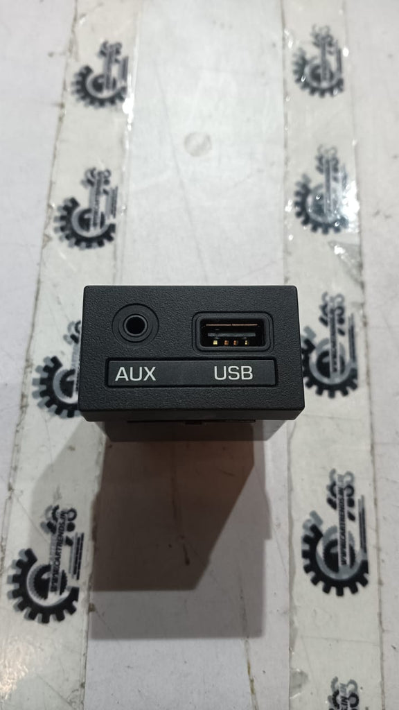 JACK ASSEMBLY USB  GRAND I10 XCENT  96120B4000
