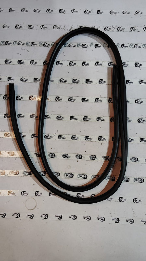 DOOR WEATHERSTRIP  XCENT REAR RIGHT SIDE  83120B4400