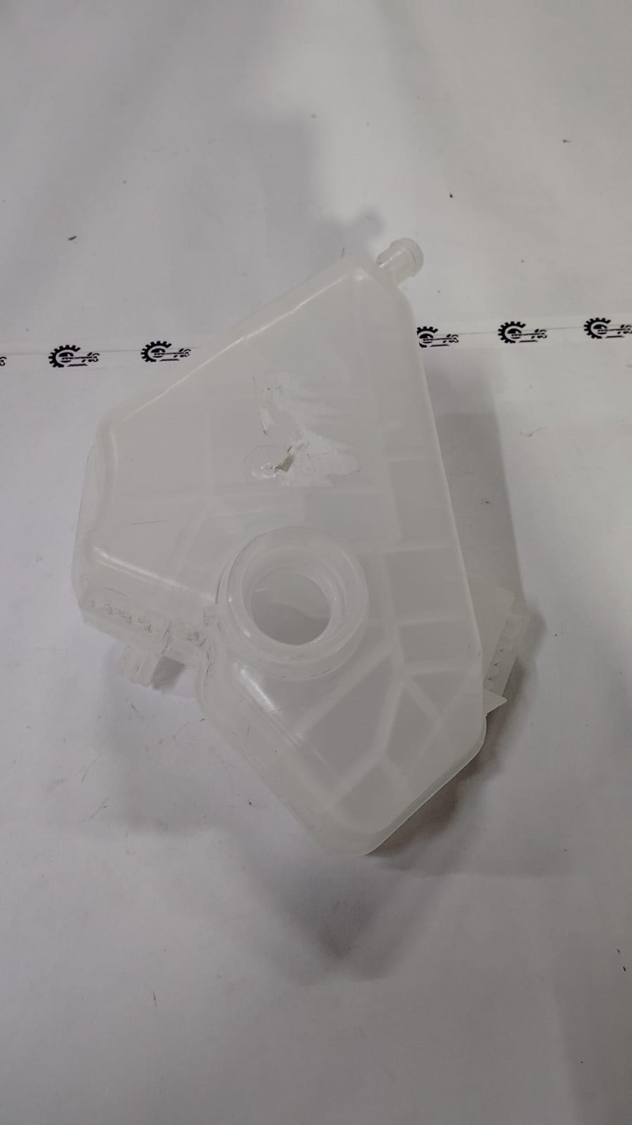 CONTAINER RADO/FLO 8V2Z8A080A
