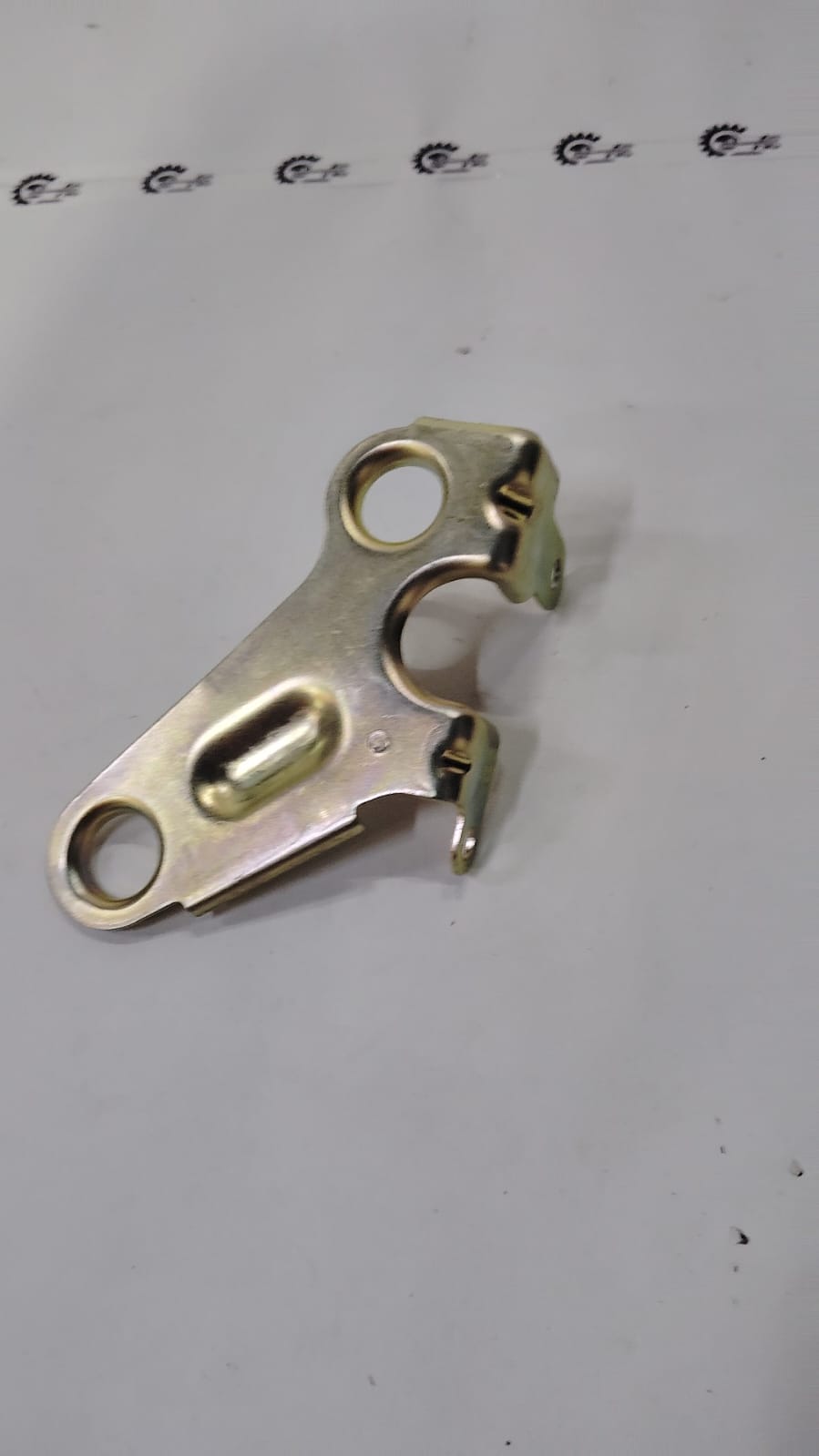 BRACKET AIR CLEANER ALTO 800 13810M53M30