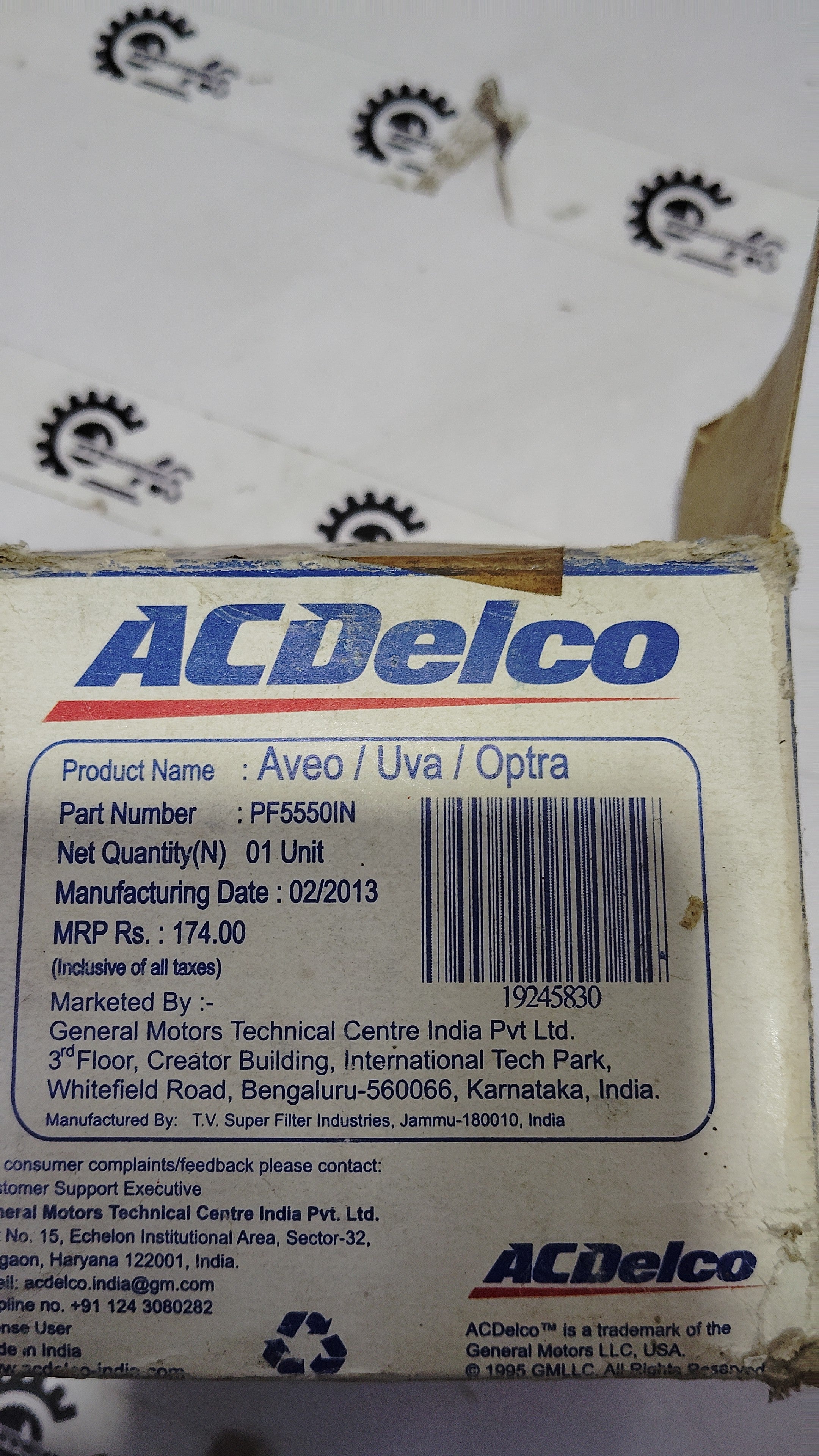 AC Delco oil filter PF5550IN for Aveo, UVA, and Optra vehicles, shown in a close-up image of the filter.