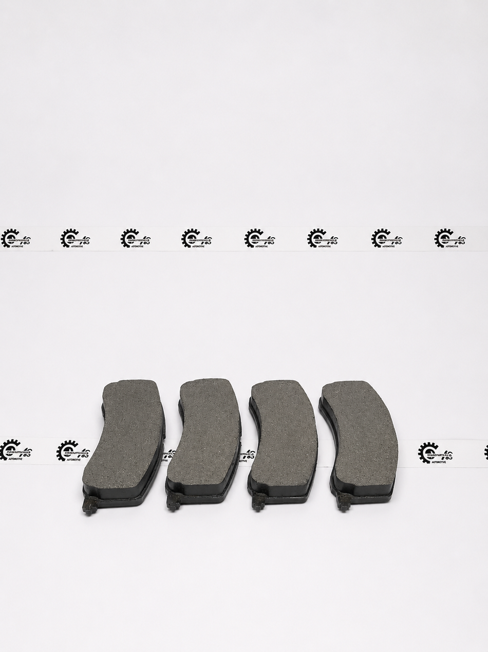 AUTOKOI brake pads and shoe KBPF17004 for vehicle braking system, showing the set of replacement brake components.