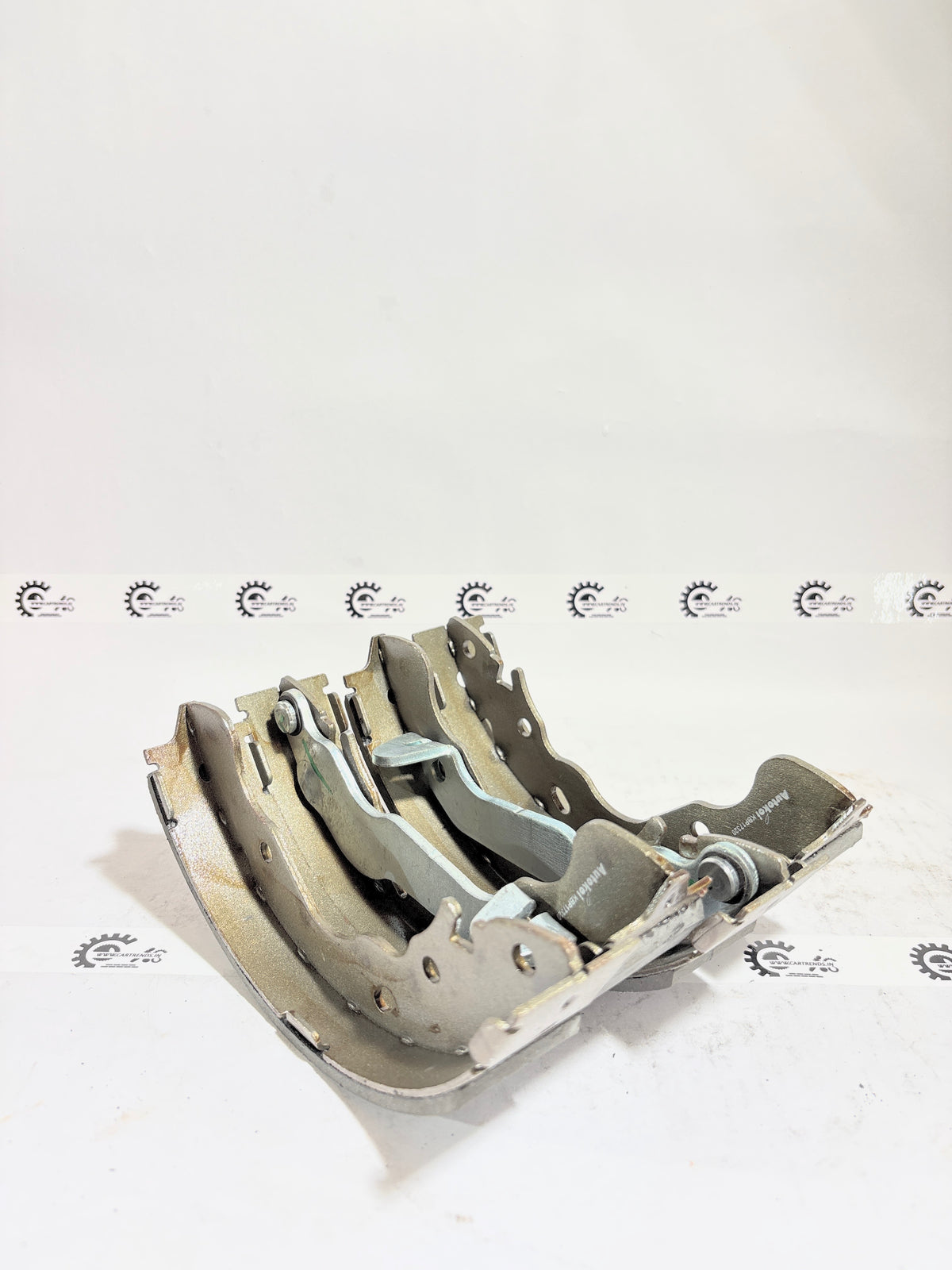 AUTOKOI brake pads and shoe KBPF17320, automotive brake components with detailed design and quality finish.
