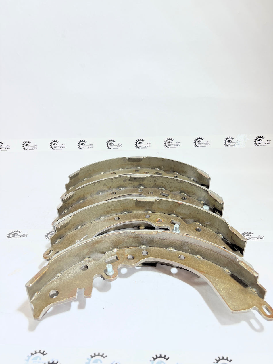AUTOKOI brake pads and shoe KBPF17345, automotive brake components with detailed metal and rubber parts visible in the image.