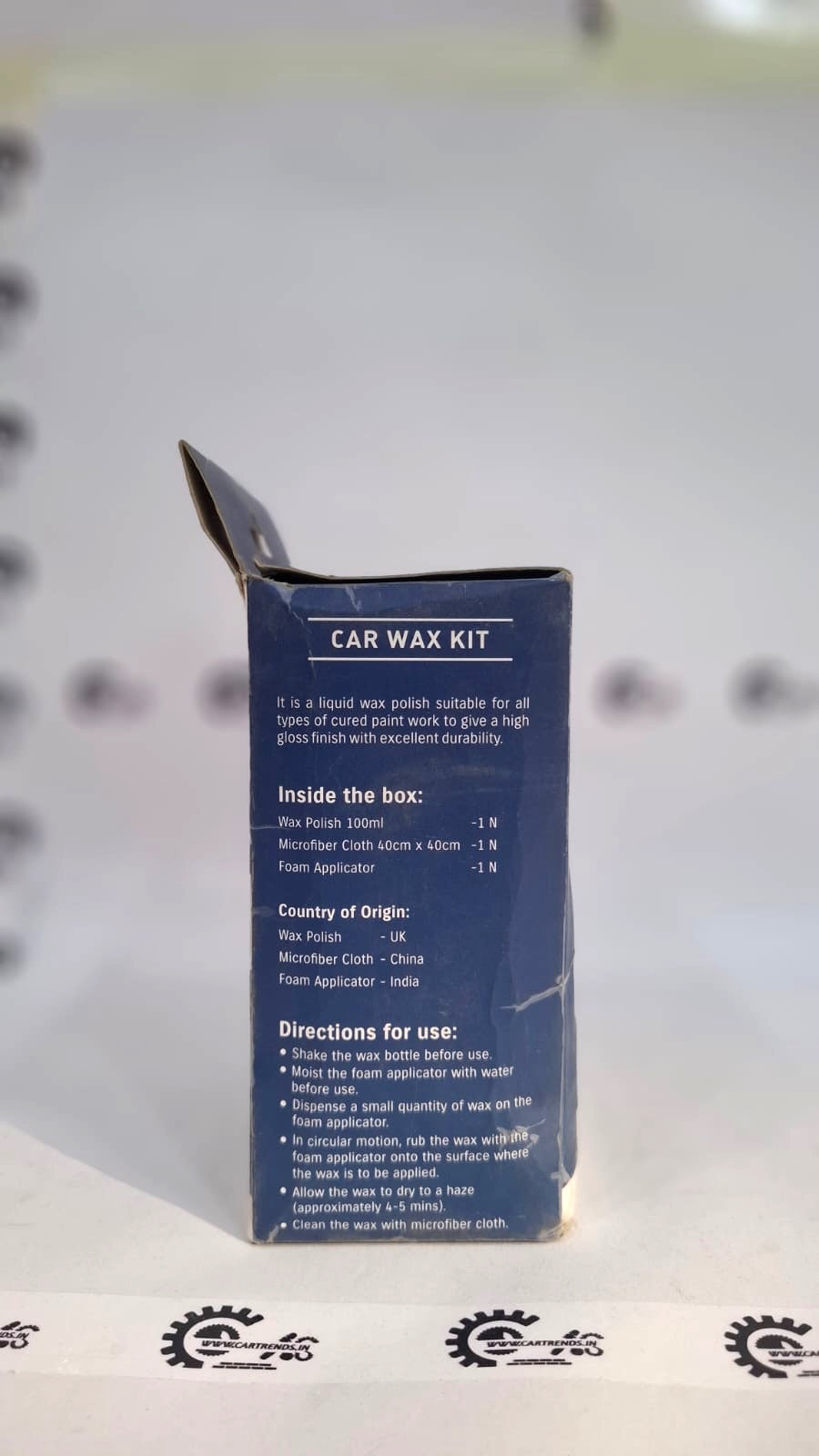CarTrends Car Wax Kit with applicator pads and polishing cloths for a shiny, protected vehicle finish.