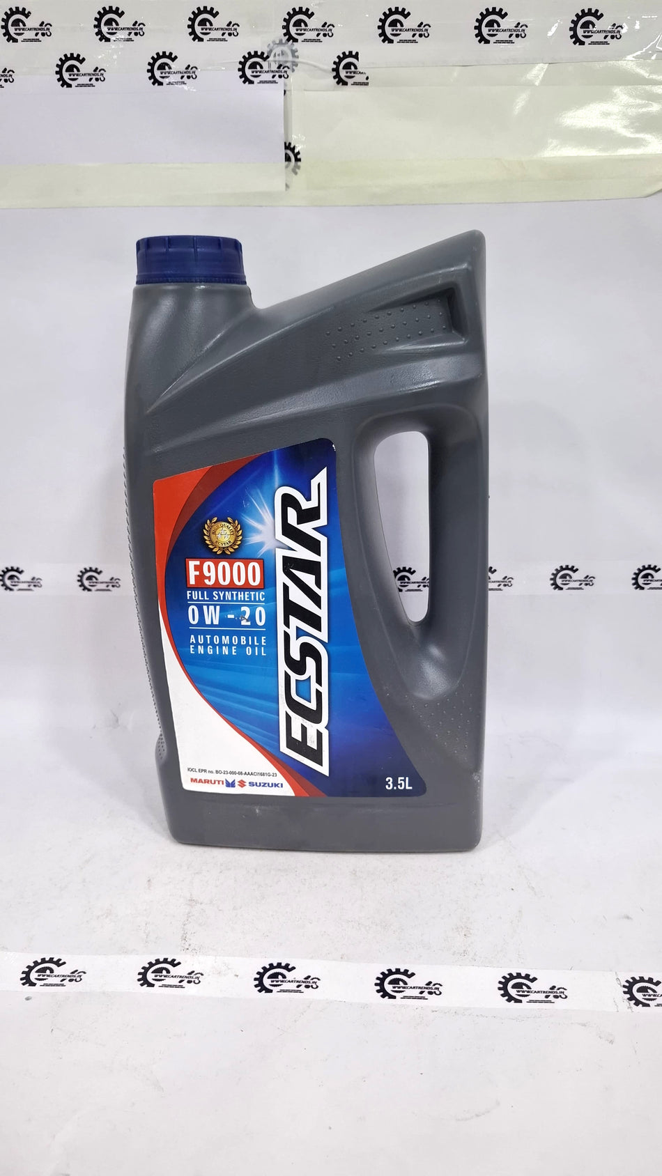 ECSTAR F9000 0W-20 motor oil container from CarTrends, showcasing the product packaging with label details.
