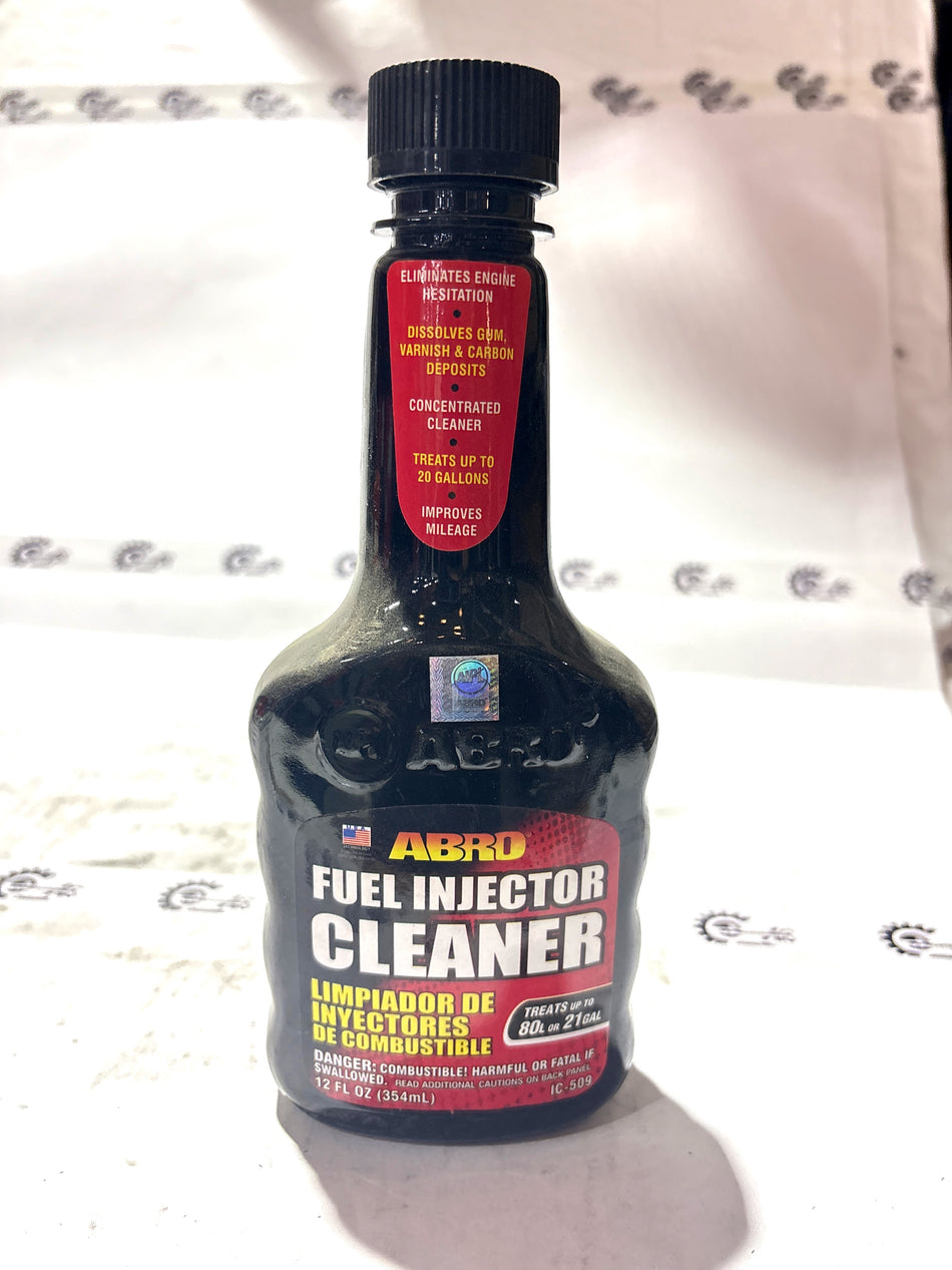 CarTrends Fuel Injector Cleaner bottle with label, designed for cleaning and improving fuel injectors in vehicles.