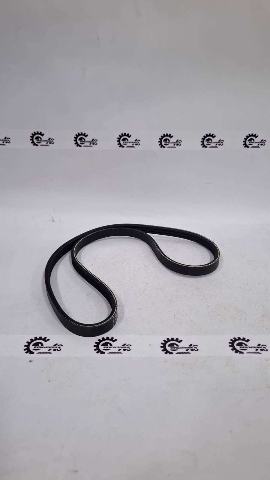 MITSUBOSHI Japan automotive V-ribbed belt by CarTrends showing a close-up of the black V-belt with ribbed surface.