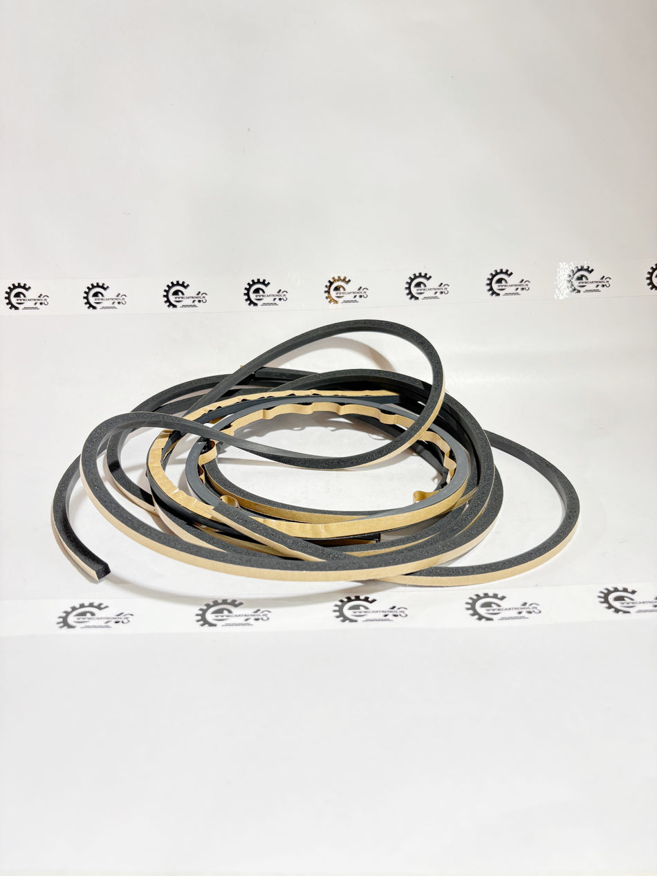 CarTrends rubber windshield washer set with replacement blades, designed for reliable windshield cleaning.