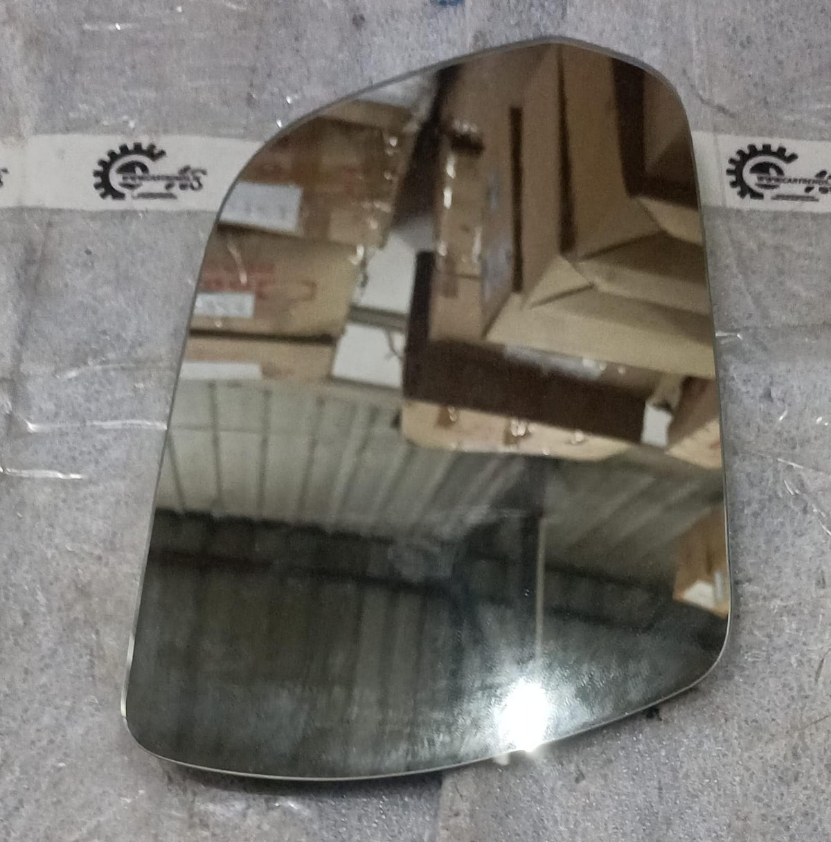 Hyundai Creta right side mirror holder from CarTrends, rear view mirror part with model number 87621A0000.