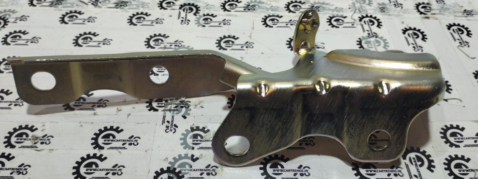 Hyundai i20 bonnet hinge part #66910T7000, black metal hinge with mounting points, for vehicle hood opening mechanism.
