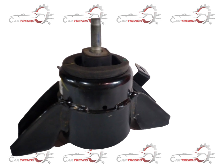 Hyundai CarTrends left side engine mounting bracket for Grand i10, part number 21810B4000, shown in the image.