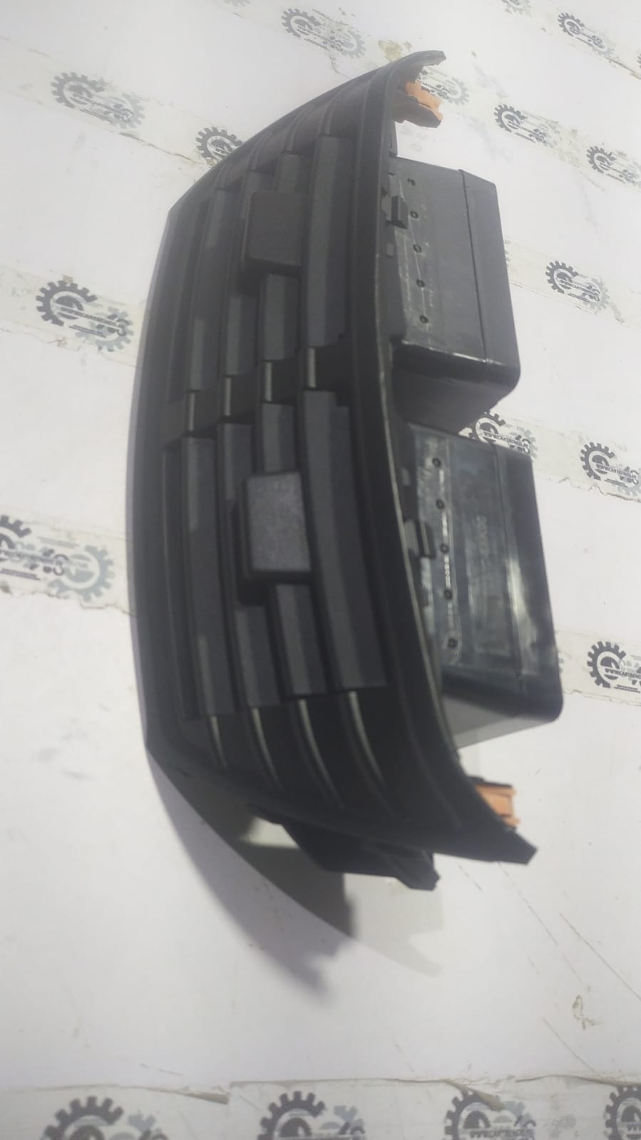 Maruti Suzuki A-Star center air conditioning vent by CarTrends, replacement part with product code 73610M68K005PK.