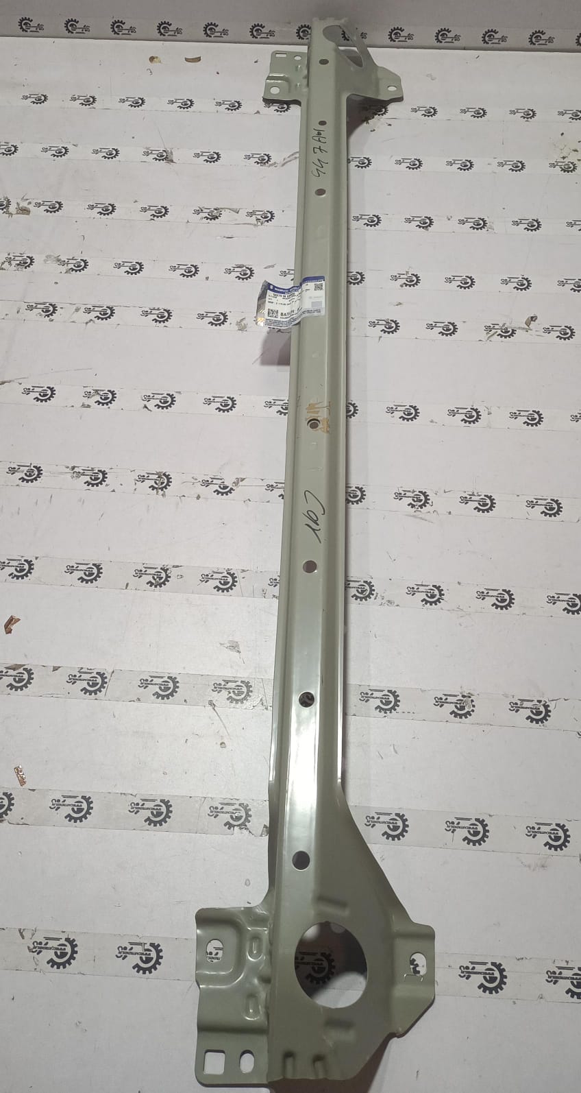 Maruti Suzuki Wagon R front bumper by CarTrends, black plastic part with mounting points, for vehicle replacement.