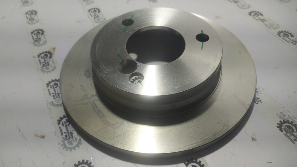 Nissan Renault Kwid brake disc from CarTrends, durable automotive part for reliable stopping power.