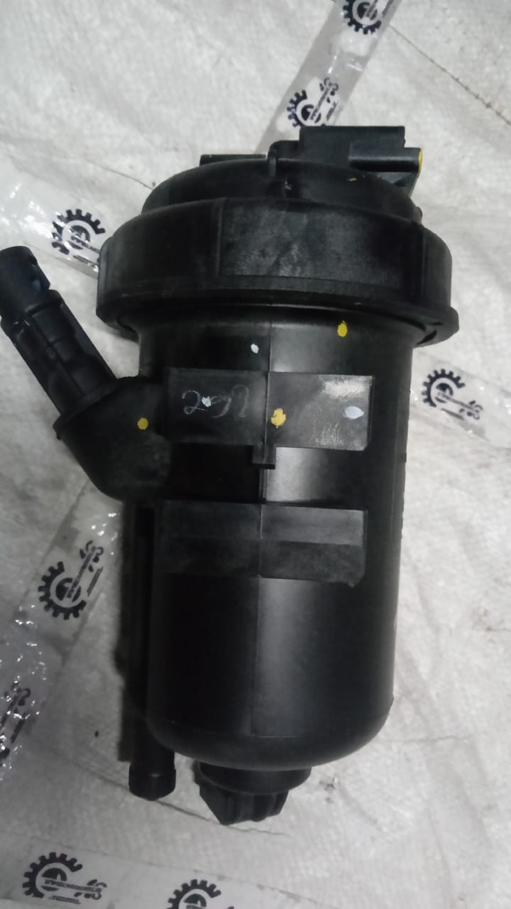 CarTrends SOFIMA fuel filter body for Suzuki Swift S5275GC2, showcasing the cylindrical filter component.