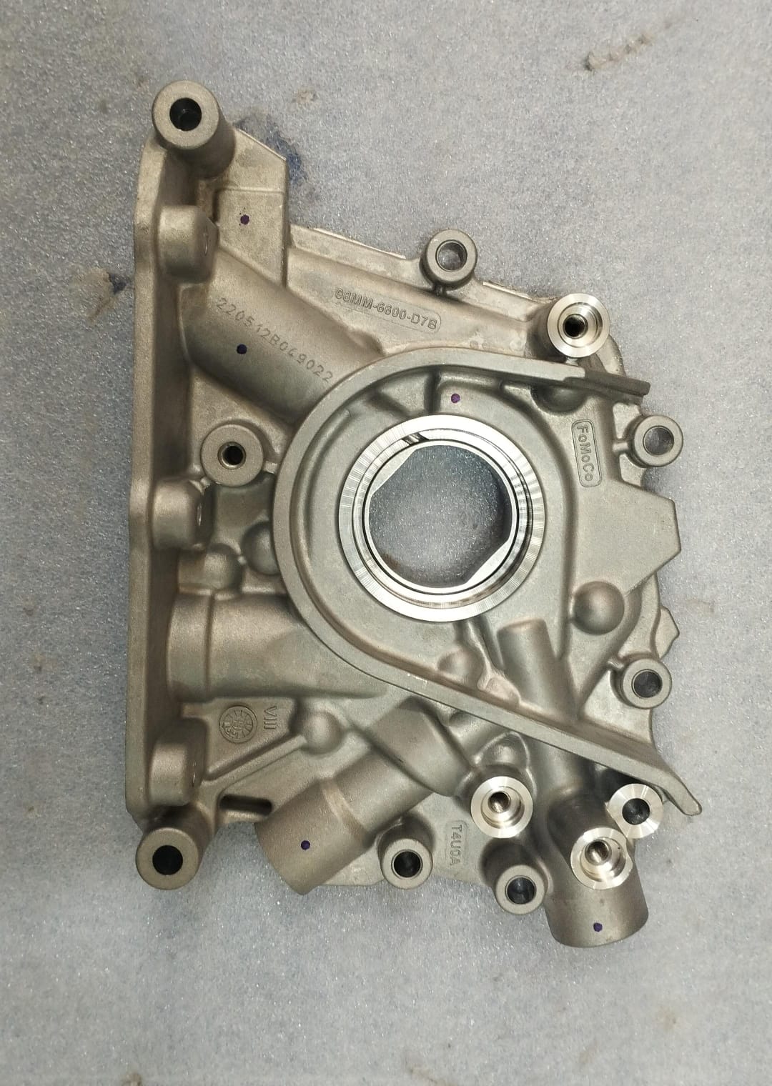 CarTrends oil pump for Ford Figo 2nd Gen 1.5L Titanium and Figo Aspire 1st Gen 1.5L Titanium At, engine spare part.