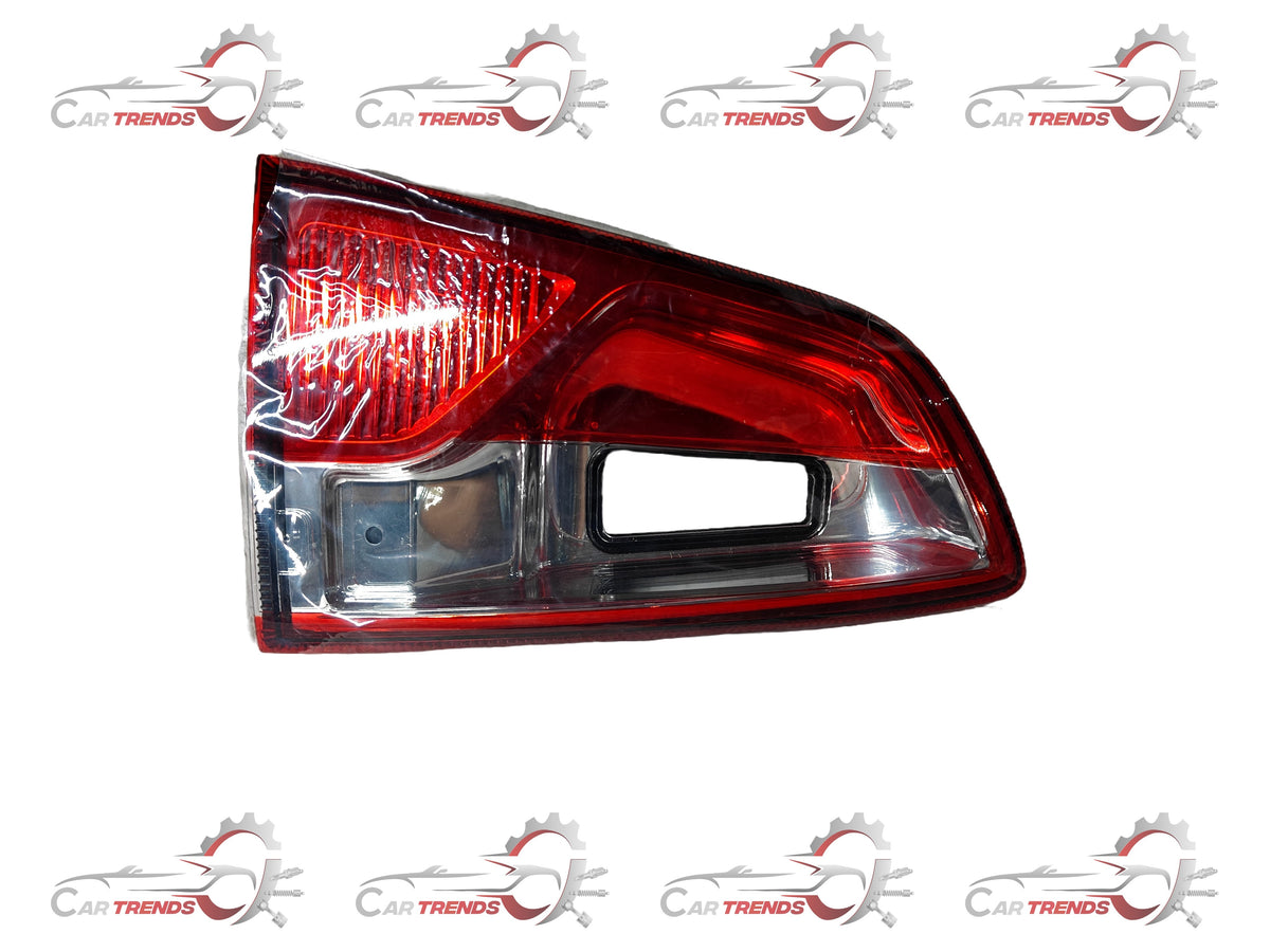 CarTrends right tail lamp for EcoSport, a spare part with clear lens and LED indicators, designed for rear lighting.