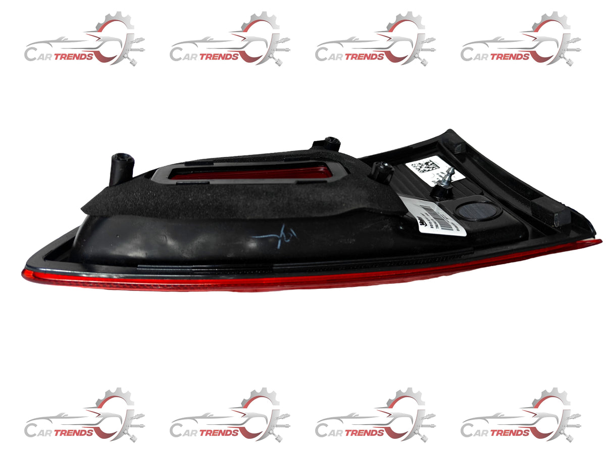 CarTrends right tail lamp for Ford EcoSport, spare part showing the exterior view of the vehicle's rear lighting component.