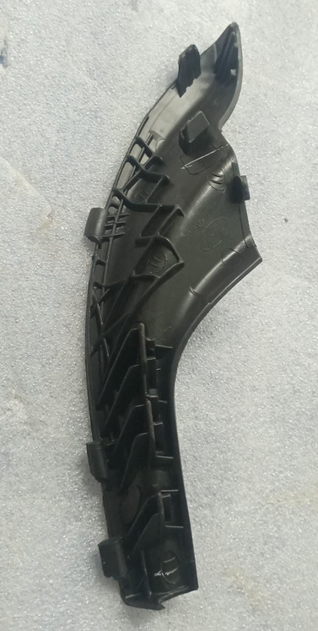 Hyundai i10 right side cowl top cover spare part by CarTrends, showing the black plastic exterior component