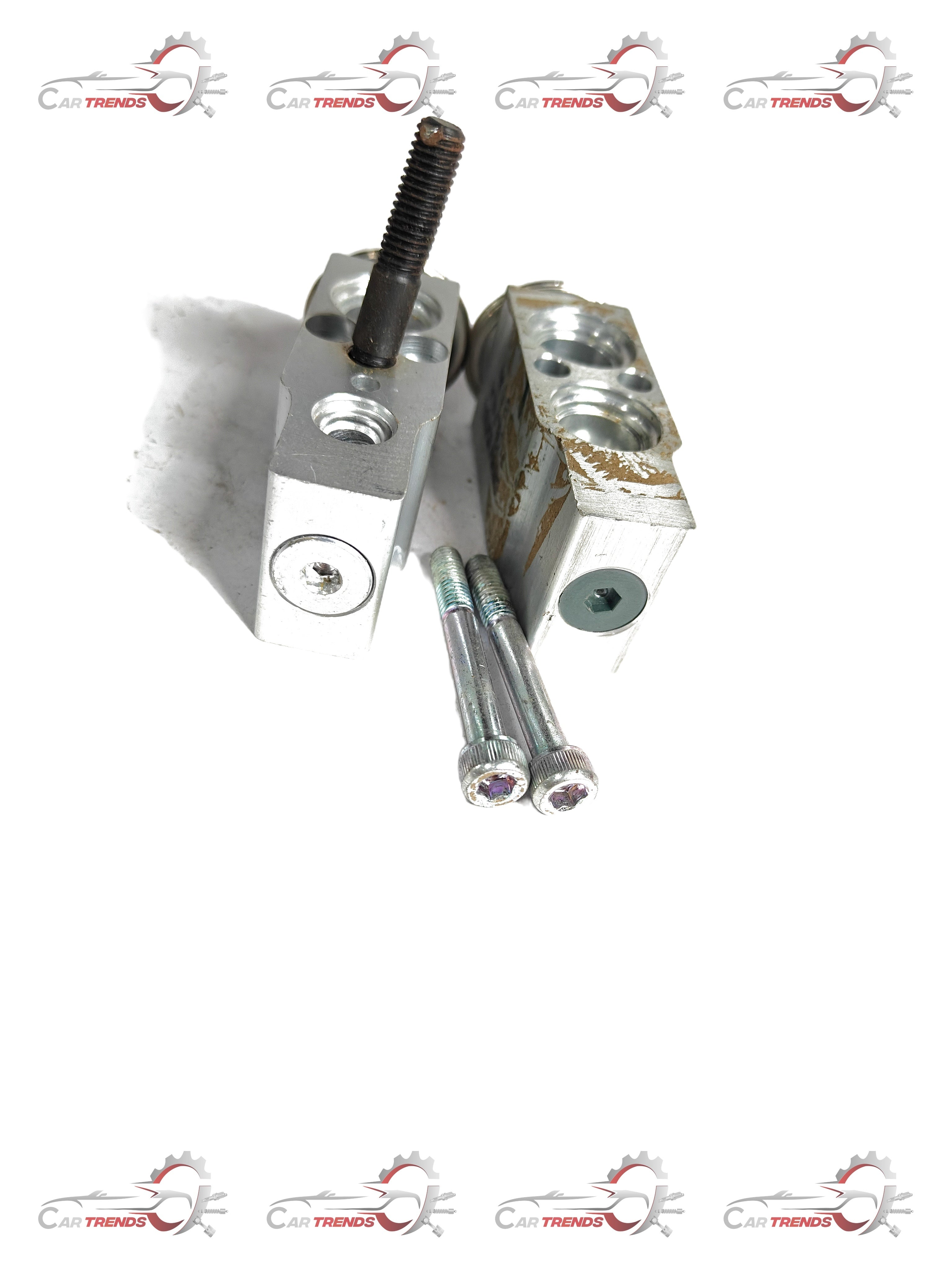 CarTrends expansion valve for Tavera spare parts, showing a close-up of the automotive component.