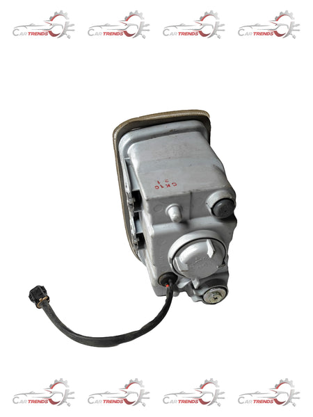 CarTrends right fog lamp for Tavera, spare part, showing the clear lens and mounting bracket for vehicle lighting.