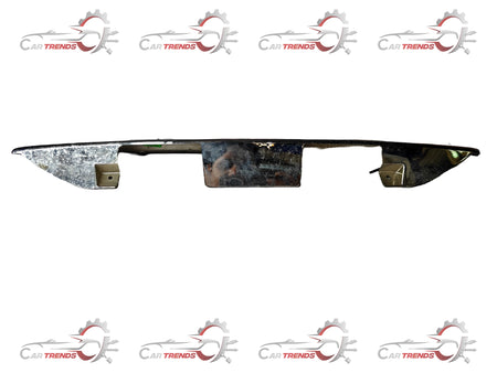 CarTrends Garnish Rear Lamp for Tavera T97595620, spare car parts with a sleek design and clear lens.