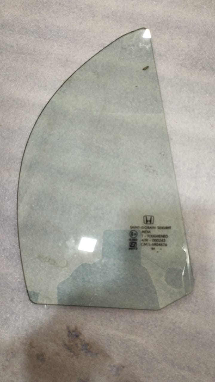 CarTrends glass rear right door quarter for City model, spare part with clear glass and metal frame, vehicle replacement component