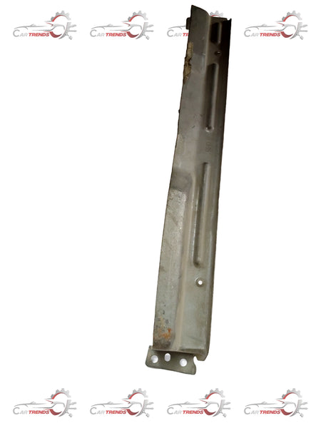 CarTrends lower glove box bracket for Opel Optra, replacement spare part with secure mounting and durable construction.