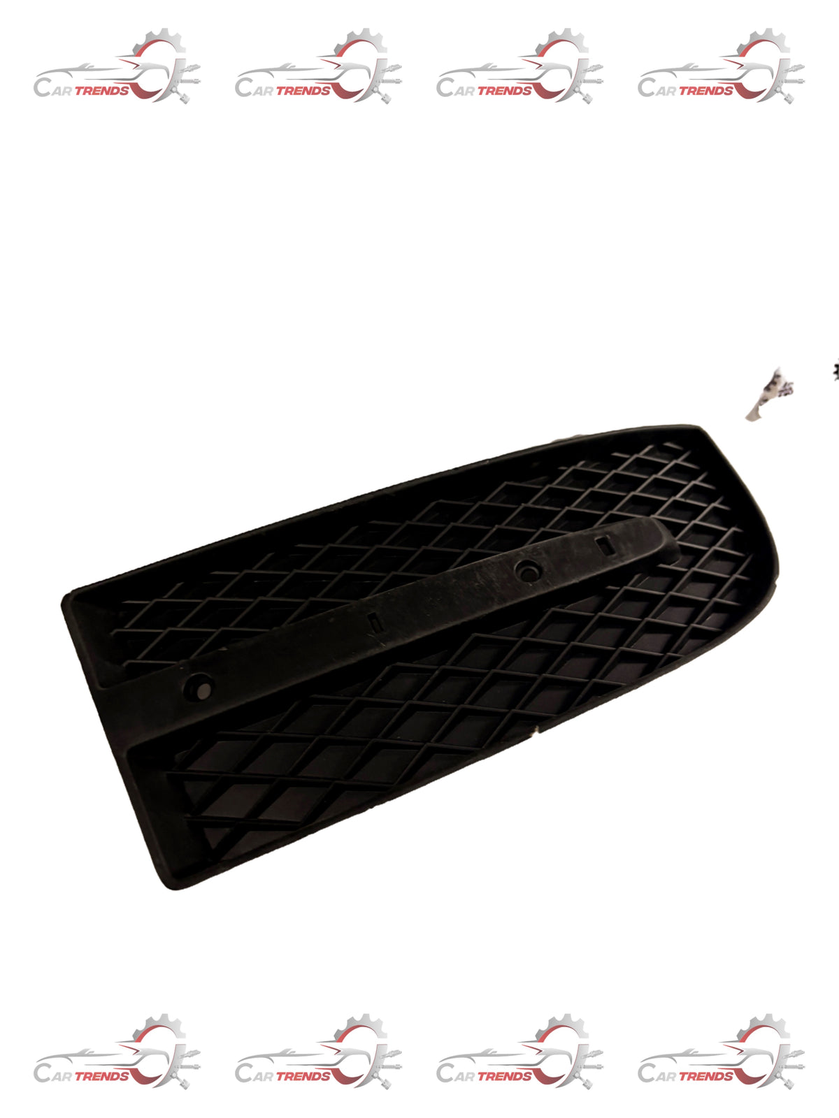 CarTrends grille corner for Aveo right side, automotive spare part with precise fit and durable plastic construction.